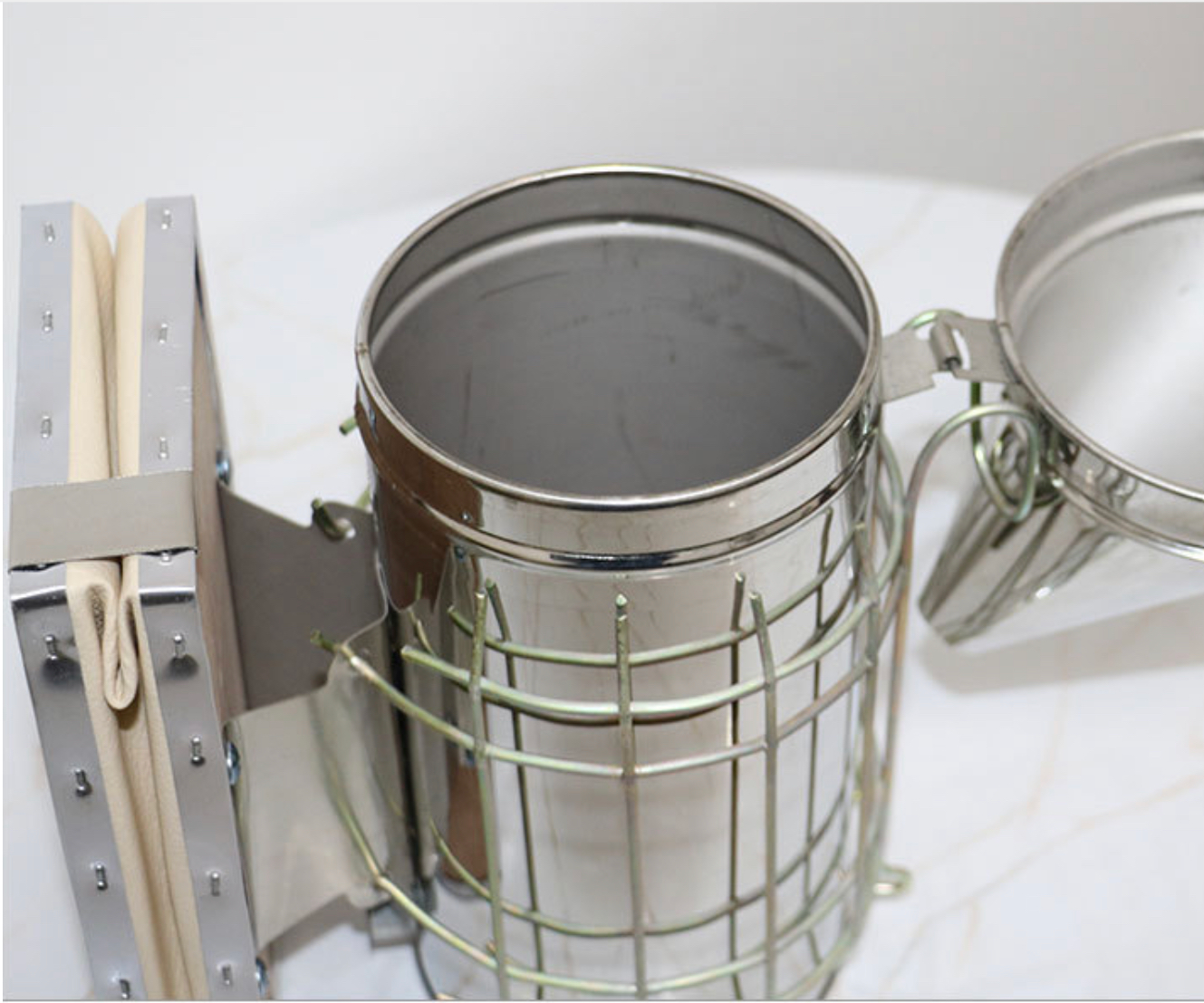 Stainless Steel Beekeeping Smoker with Heat Shield